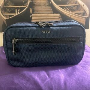 TUMI Zip-Around Case